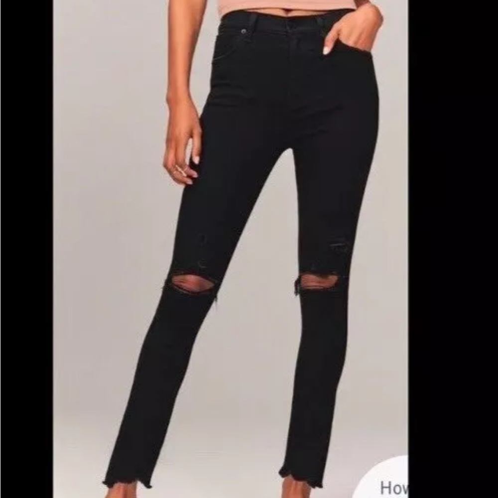 Like new Abercrombie super skinny ankle jeans distressed